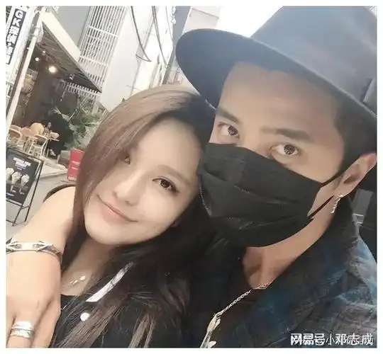 比一个渣不值得大家同情|成龙|吴秀波|李易峰|罗志祥|林凤娇_网易订阅