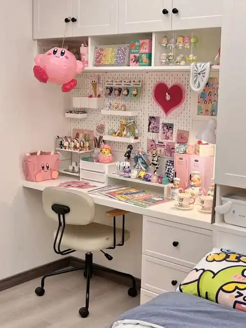 书桌布置   #晒晒我的书桌  #少女心卧室
