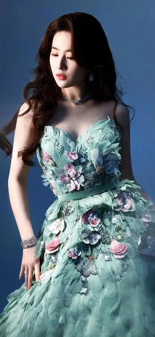 刘亦菲(13)_网易订阅