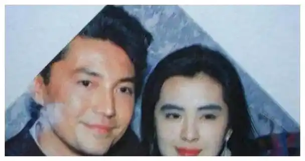 林青霞王祖贤为亚洲第一美男一夜不眠他却孤独至今
