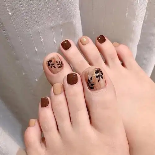 2022流行美甲脚指甲爆款显白高级