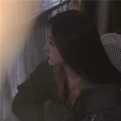 女生超拽头像2020霸气侧脸头像 当吃货瘦了说明她不快乐了