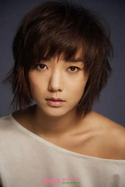 王珞丹结婚了吗王珞丹结婚照分享3