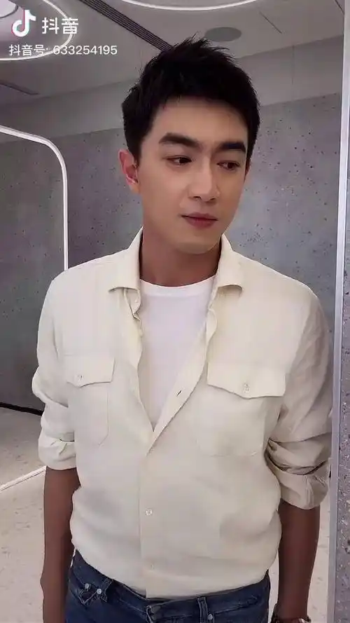 林更新的理发店最想看到你的动态也最怕看到你的动态林更新