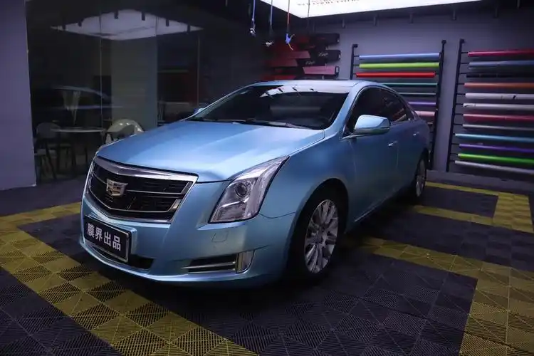 凯迪拉克xts全车改色贴膜电光湖水蓝案