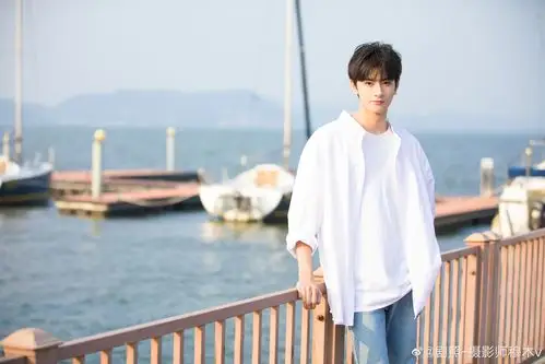 林一cr:剧照-摄影师穆木v - 堆糖,美图壁纸兴趣社区