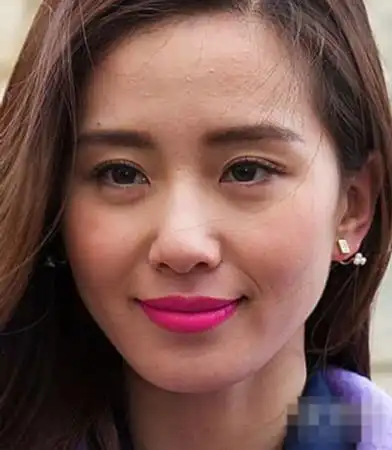 当红绝色女星未修原图惨不忍睹!高圆圆眼袋松弛一脸褶