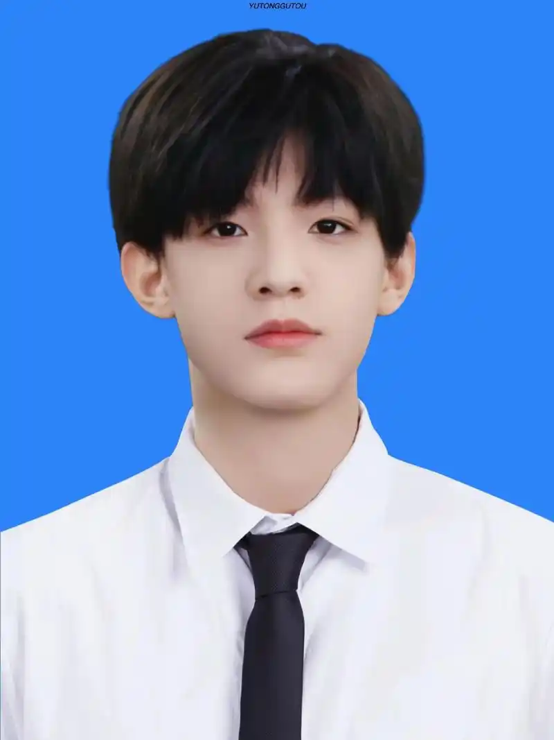 张泽禹蓝底证件照.#张泽禹 - 抖音