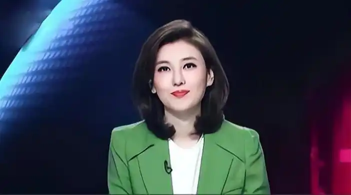 主持《海峡两岸》的20年