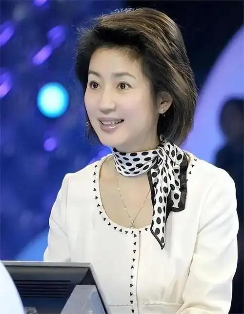 著名央视主持人王小丫:一路好好的!病床上21字留言催人泪下