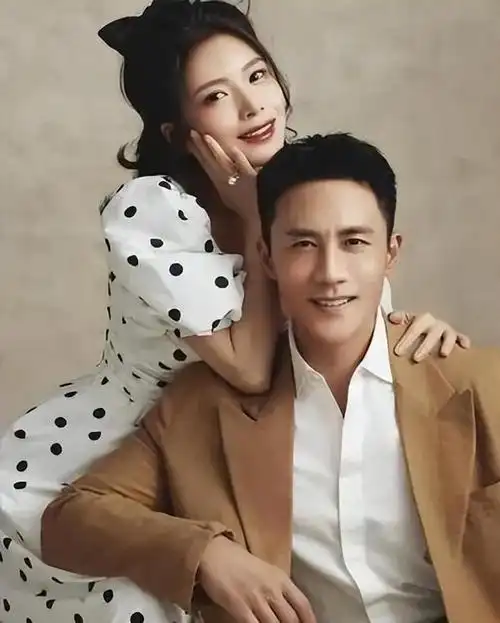 杜淳老婆王灿情人节秀恩爱,遭网友咒离婚,王灿霸气回怼被夸赞|婚姻