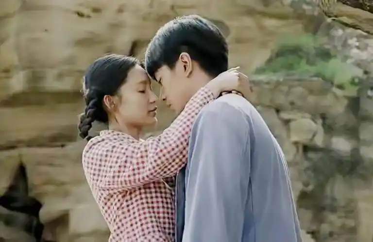 陈晓和李沁有吻戏,看了高加林和刘巧珍的甜蜜,才懂得这是结局