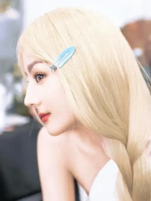 迪丽热巴同人图