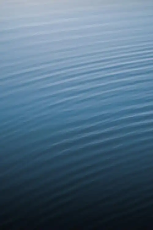 求个苹果4s金典水滴高清壁纸,ios自带的