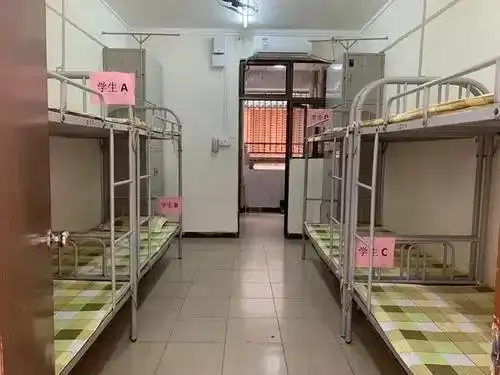 特色配置:热水器,公共大厅广州市执信中学师兄师姐说:"可以媲美大学的