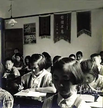 图文:老照片不同时期的中国学堂