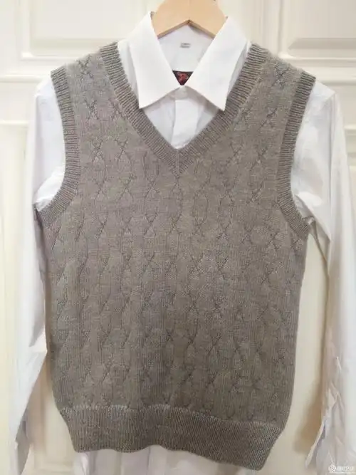 9,[男式毛衣] 给老公织的背心～ 上图解了～～～http://bbs.