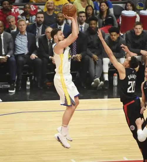 汤普森为何迎来大爆发?佛祖坦言:我被火箭队刺激了!