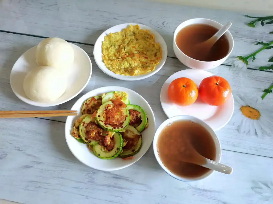 上班族的家常早餐,2人花费不超6元,简单健康好吃.