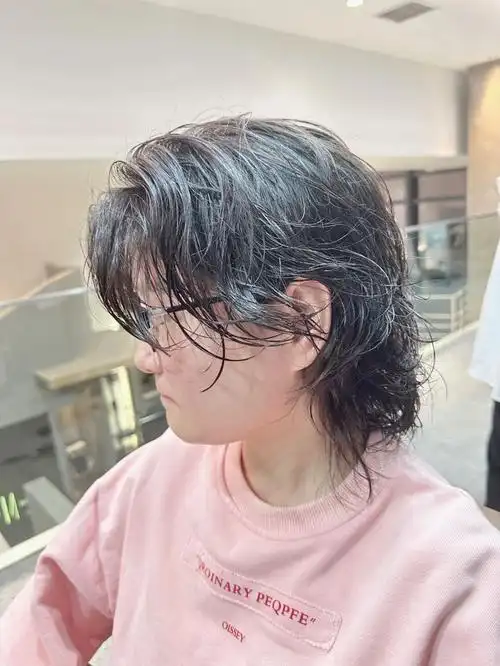 女生超短发烫发分享|酷飒鲻鱼狼尾卷短发~|武汉烫发