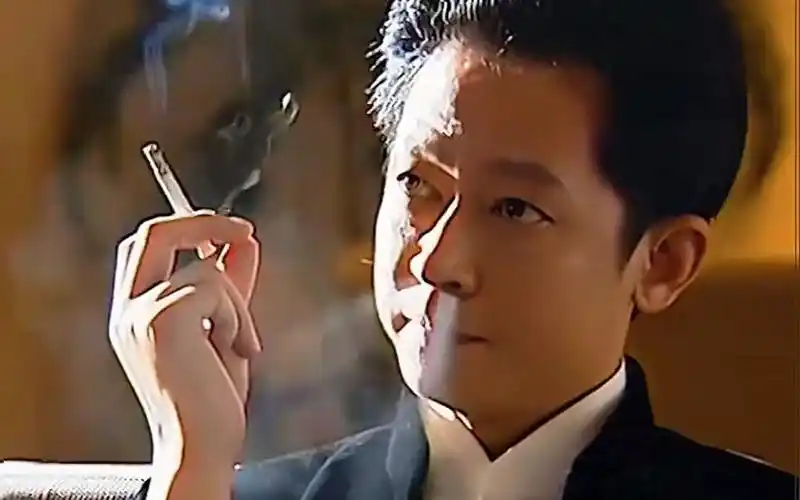 看看王志文是如何纵横商场的,把握人性的弱点把人性看的很透彻#黑冰