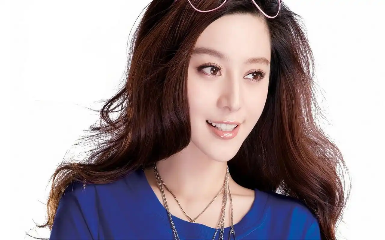 高清美女壁纸图片大全高清大图预览2560x1600_大陆明星下载_美桌网