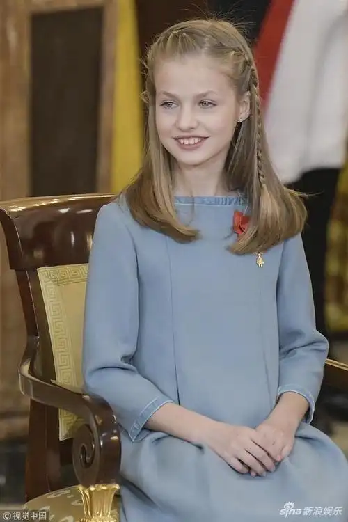 西班牙小公主被授予金羊毛勋章