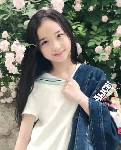 法图麦·天缘(中国内地女童星演员)_尚可名片