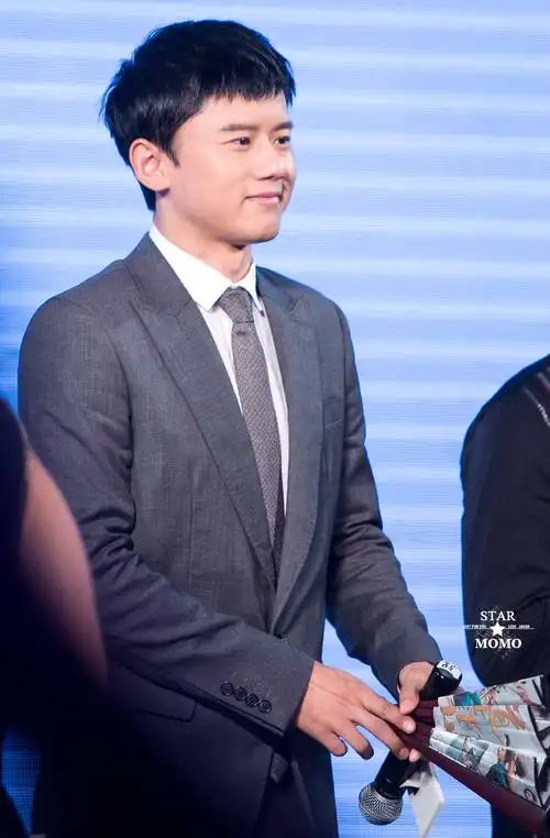 张杰《道士下山》发布会 cr:艾闪烁