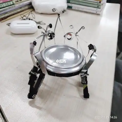 易拉罐做的椅子