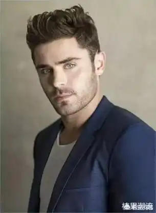 方脸适合剪什么发型长发(方型脸适合剪什么发型)(13)