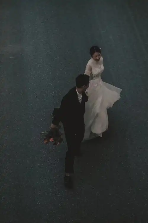 壁纸情侣婚纱抖音