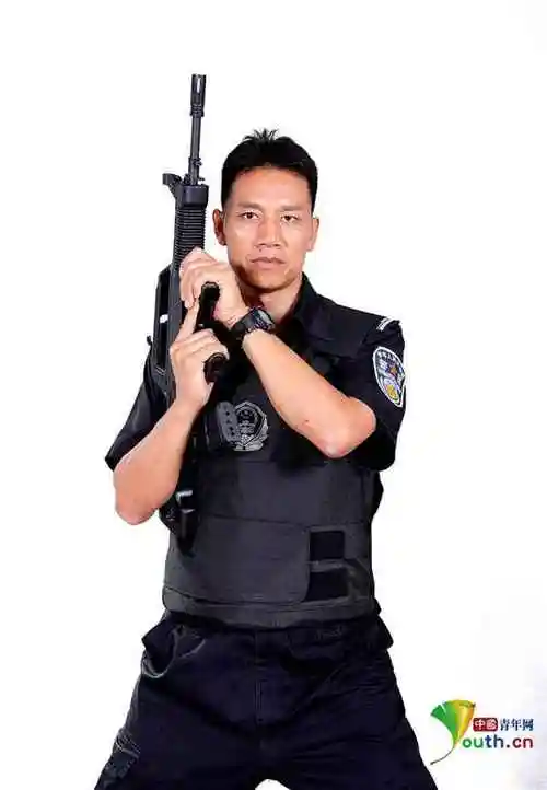 禁毒队长李浏华 "火眼金睛"的公安楷模