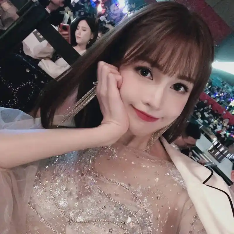 和平精英:吃鸡一姐宝子啊仅用100拿下雪国幻梦?原因让人信服!