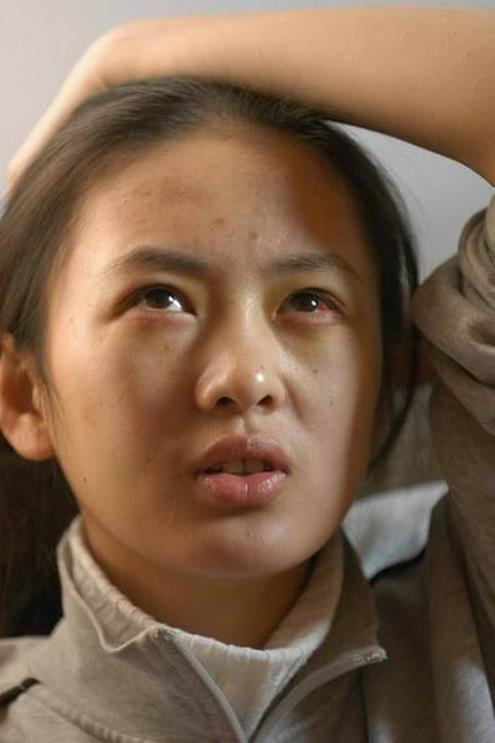 电视剧《三十而已》开播后,童瑶凭借顾佳被热议,但