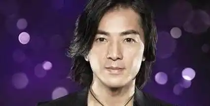 郑伊健vs刘德华:《决战紫禁之巅》郑伊健vs郭富城:《风云》四大天王里