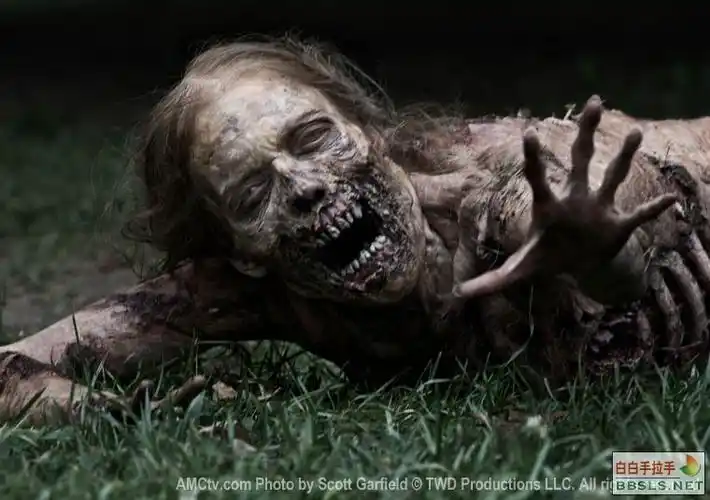 里面的半身僵尸