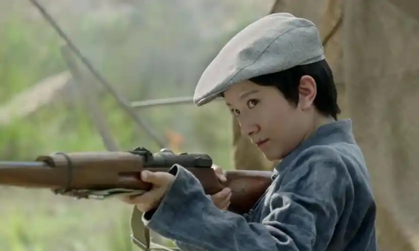 被徐峥骂哭被章子怡点赞这个小妮不简单齐鲁频道明晚755小妮扛枪强势