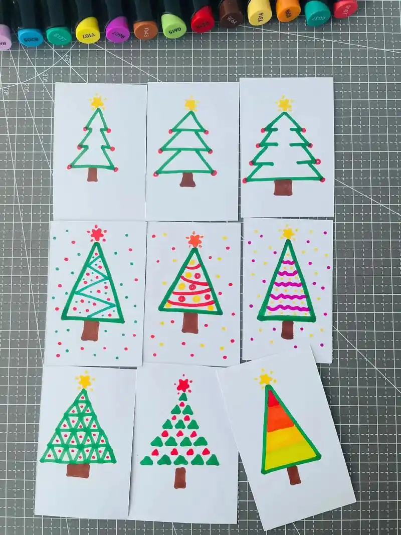 不会画画也能用三角形手绘圣诞树