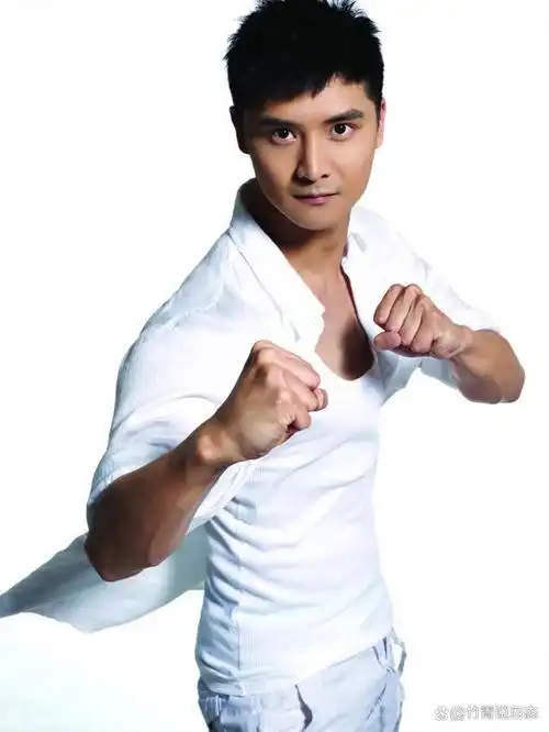 跳水冠军田亮:初恋是郭晶晶,为利益放弃体育事业,进入娱乐圈