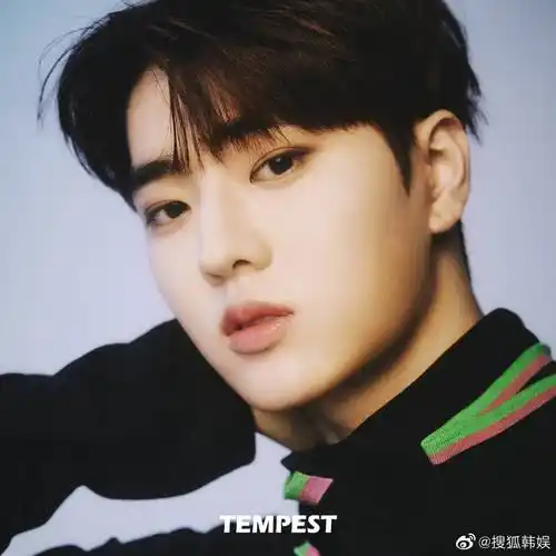 9,赵文卓徐冬冬新片《纹身》剧照故事感徐冬冬还挺美的!