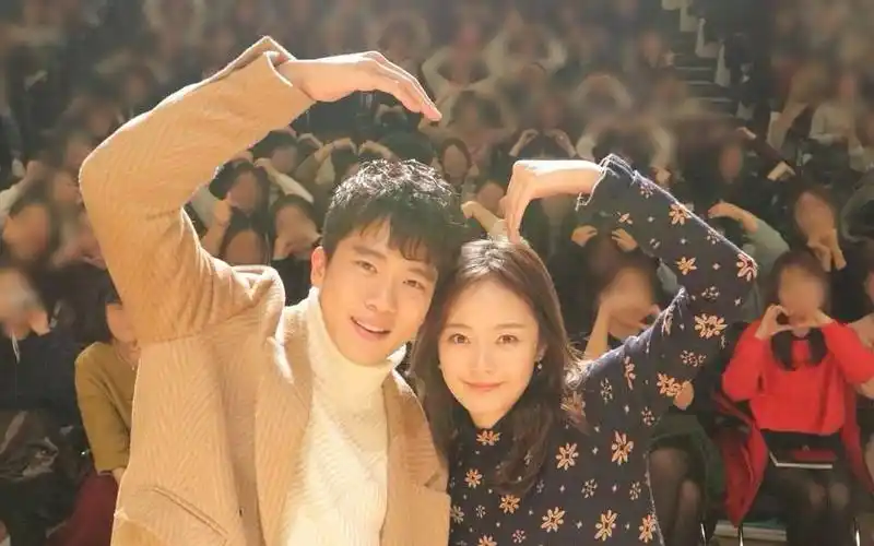 【全昭旻x河锡辰】《1%的可能性》161130粉丝见面会全程完整版_哔哩