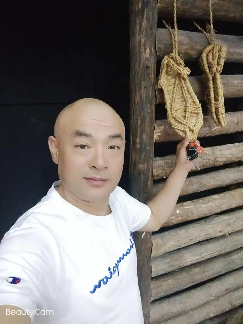 小小少年没有啦,只剩下50岁的大叔.#微笑吧,好运会伴随你的 - 抖音