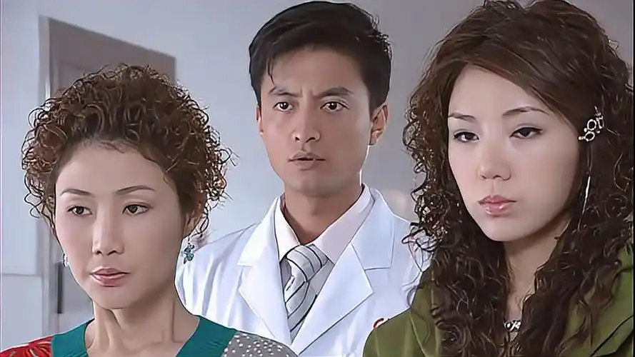 悠悠寸草心舅舅被送进医院没想妹妹竟跪下磕头竟是为了哥哥