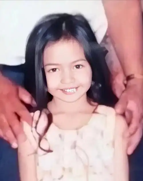 小时候的lisa_娱乐_明星娱乐资讯