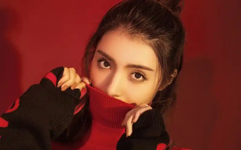 麦迪娜甜美写真图片桌面壁纸