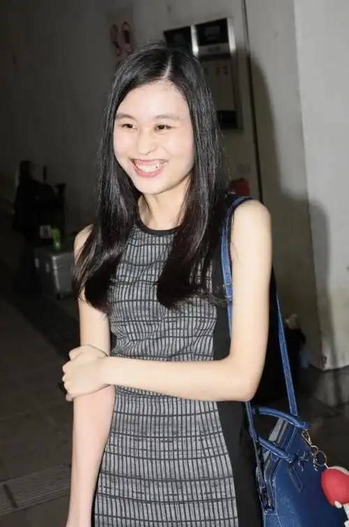 "最丑港姐"雷庄儿勉励2019港姐初选者,发文回想当年夺冠获负评