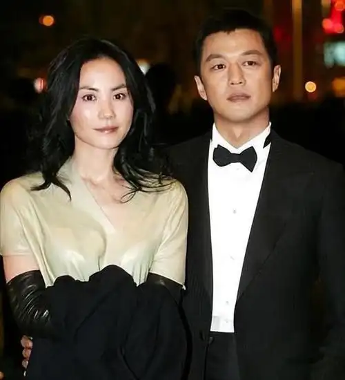 经商暂时受挫爱情一路凯歌,李亚鹏不是寻常人