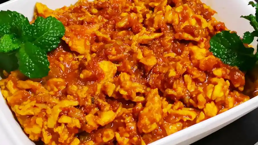 最近很火的鸡蛋酱做法,跟东北大厨学着做,不咸不腻,吃着真过瘾-美食