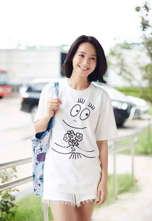 朱丹喊话"天下我最棒",引网友质疑,经纪人表示口误是综艺效果